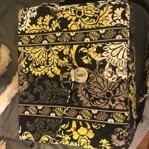 Vera Bradley Messenger/laptop bag